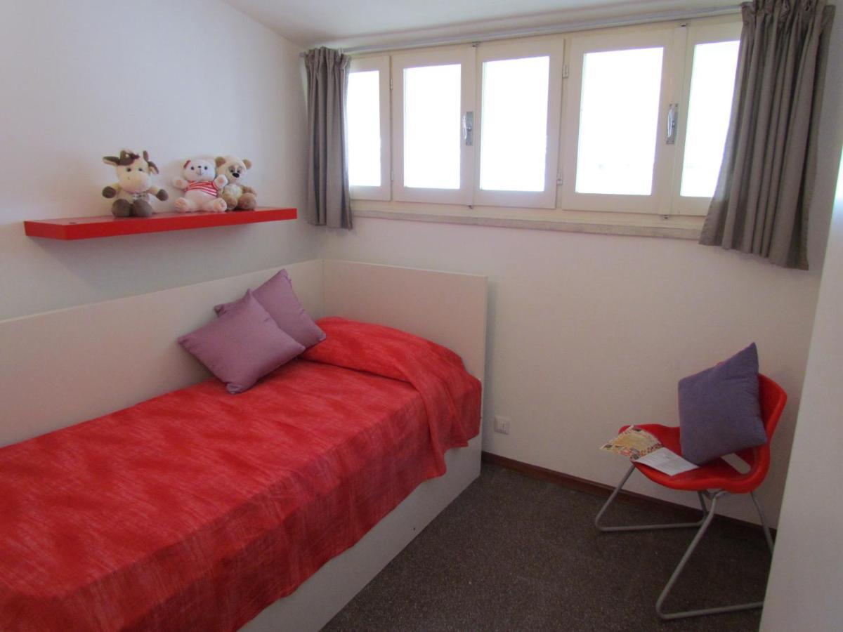 Apartamento Colorful Attic With Large Terrace - Beahost Bibione Exterior foto